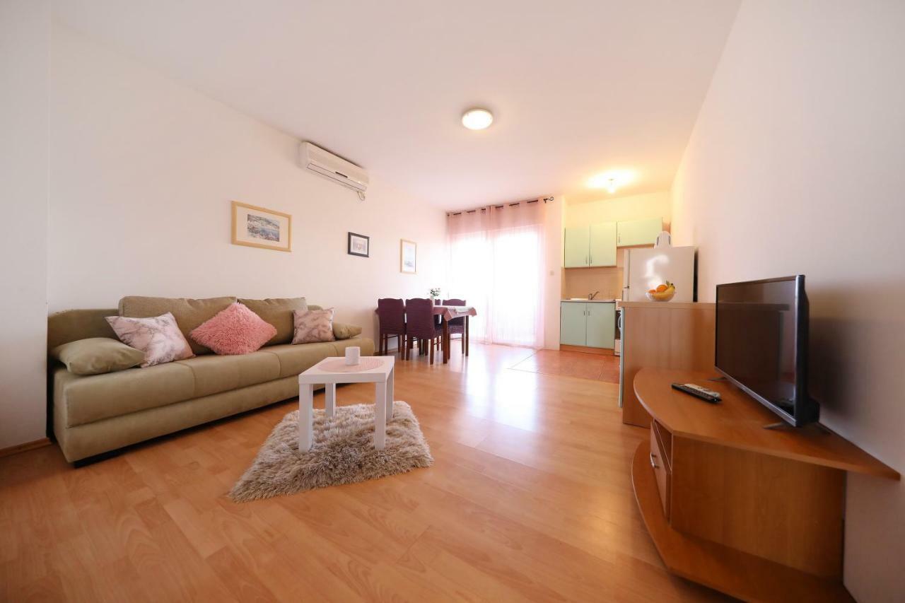 Apartmani Junto プレコ エクステリア 写真